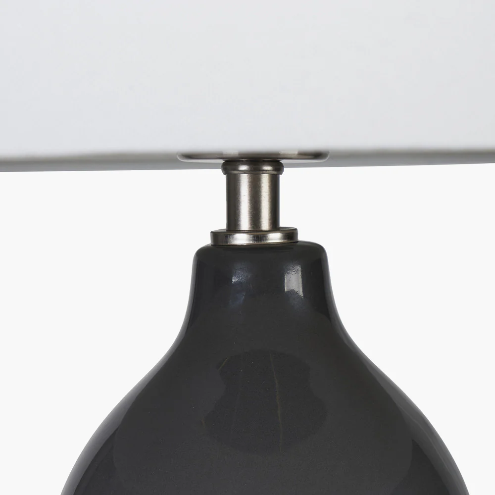 Gatsby Black and Gold Ceramic Table Lamp - Image 4